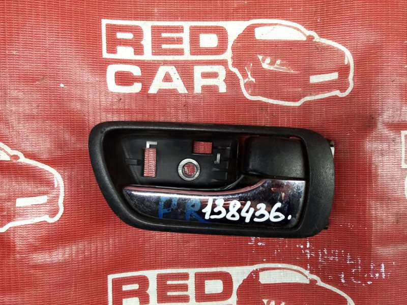 Ручка двери внутренняя Toyota Premio ZZT240 передняя правая (б/у)