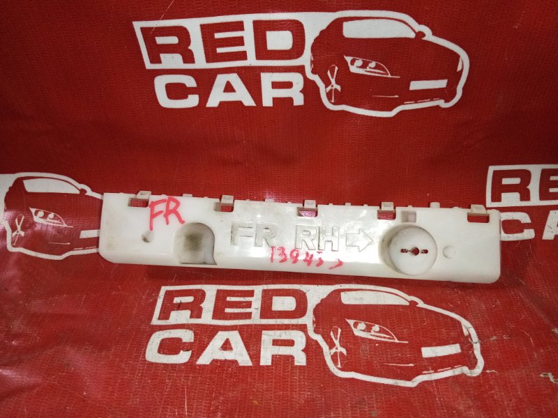 Крепление бампера Nissan Cube Z12-166976 HR15-194011C 2011 переднее правое (б/у)