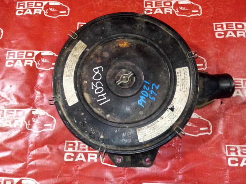 Корпус воздушного фильтра Nissan Datsun Pickup PMD21-000988 TD23-097750 1989 (б/у)