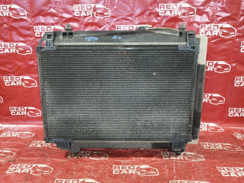 Радиатор основной Toyota Vitz KSP90-5004881 1KR-0089108 2005 (б/у)