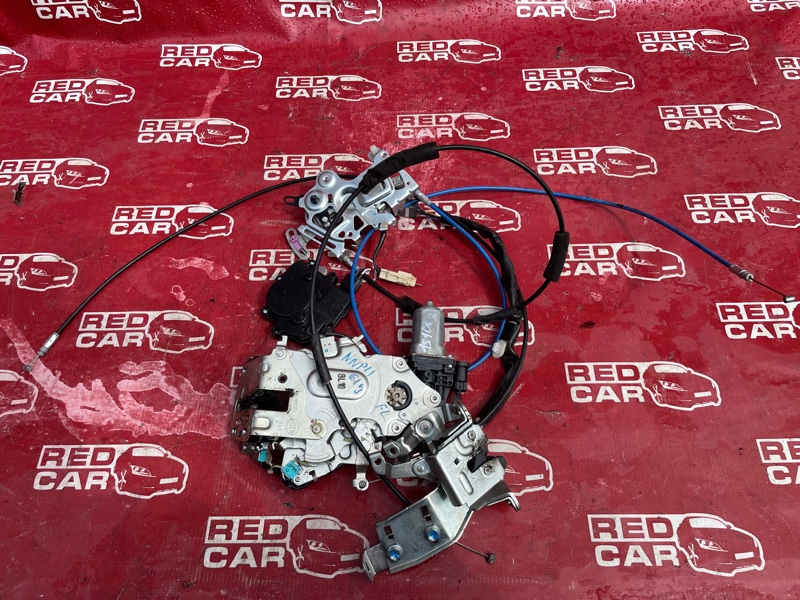 Замок двери Toyota Porte NNP11-5038980 1NZ-D391264 2008 передний левый (б/у)