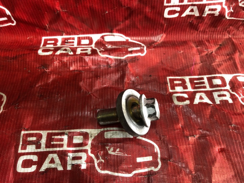 Болт Toyota Mark Ii JZX110 1JZ-FSE 2000 (б/у)