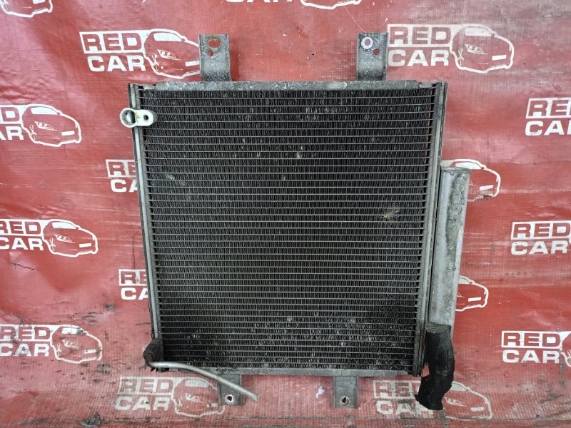 Радиатор кондиционера Daihatsu Boon M310S-0004526 1KR-0534393 2007 (б/у)