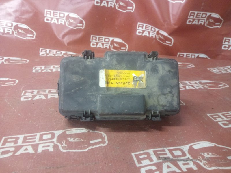 Блок предохранителей под капот Honda Stepwgn RF6-1103519 K20A-2391967 2005 (б/у)