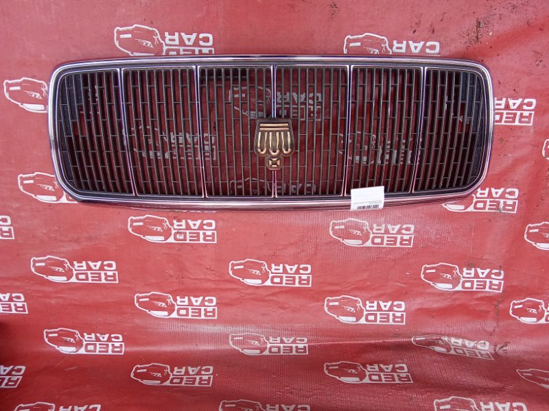 Решетка радиатора Toyota Crown Majesta UZS155-0004365 1UZ-0761634 (б/у)