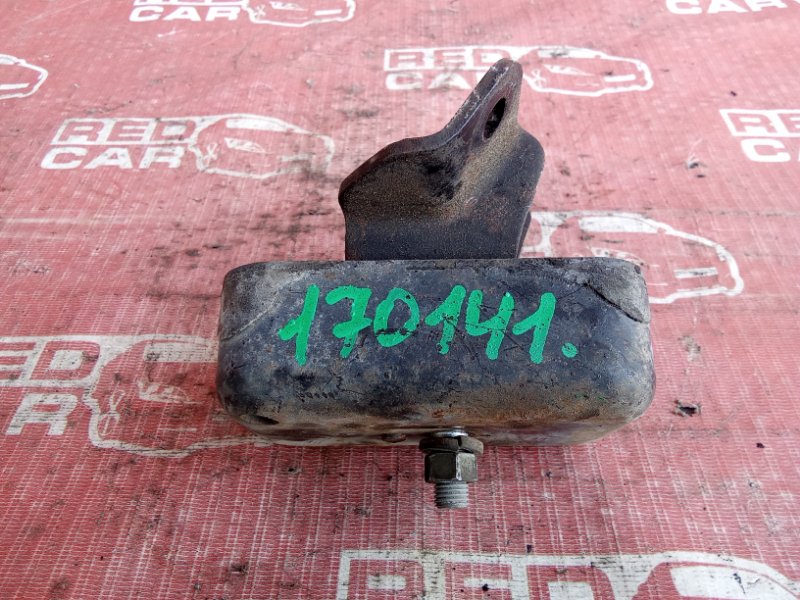 Подушка двигателя Suzuki Jimny JM23W-101055 K6A-1446918 1999 правая (б/у)