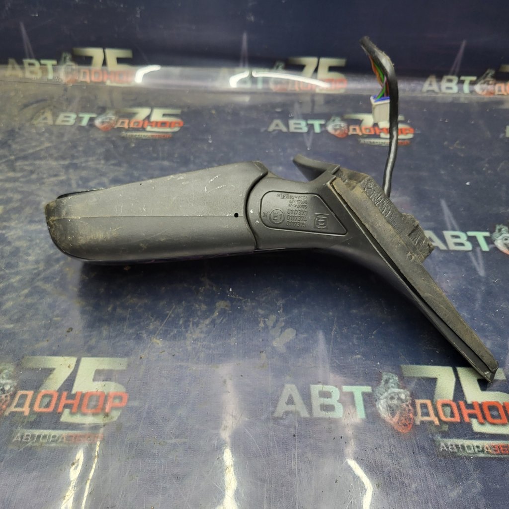 Зеркало левое V40 VW10