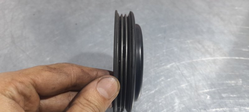 Шкив помпы Bluebird U14 QG18DE Шкив помпы Bluebird U14 QG18DE