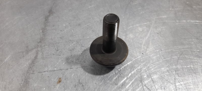 Болт шкива Serena 2010 C25 MR20DE Болт шкива Serena 2010 C25 MR20DE