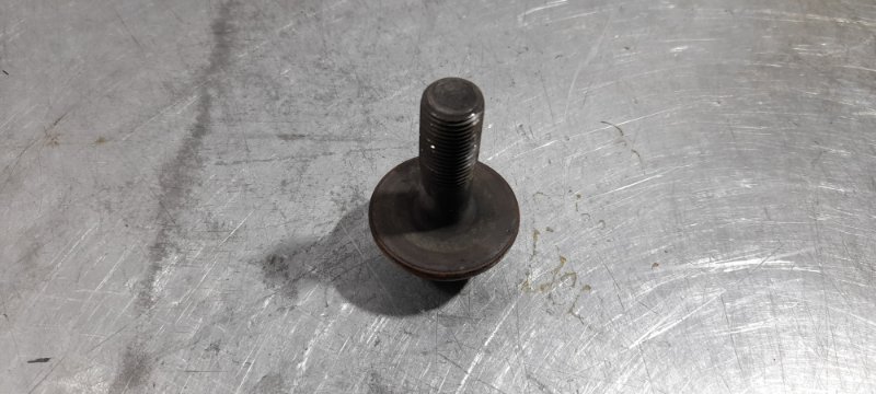 Болт шкива LAFESTA 2009 B30 MR20DE