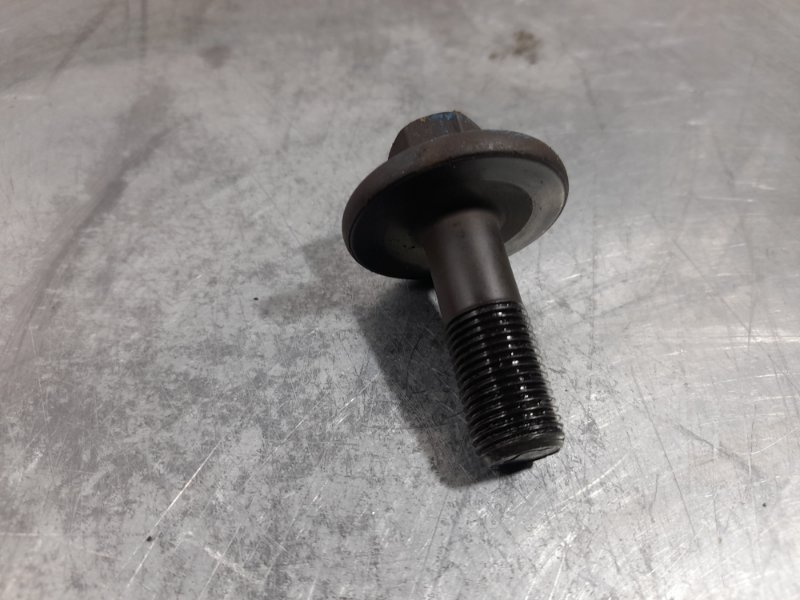 Болт шкива X-Trail 2004 NT30 QR20DE