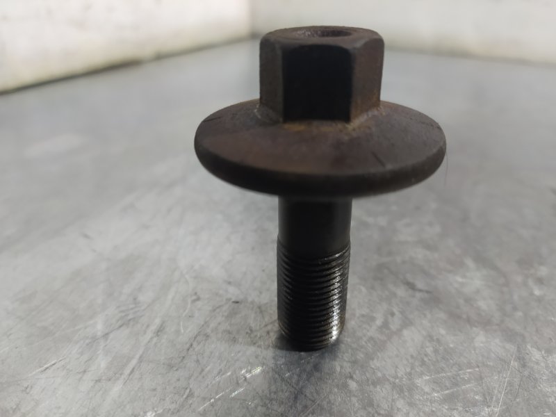 Болт шкива NISSAN SERENA C24 QR20DE