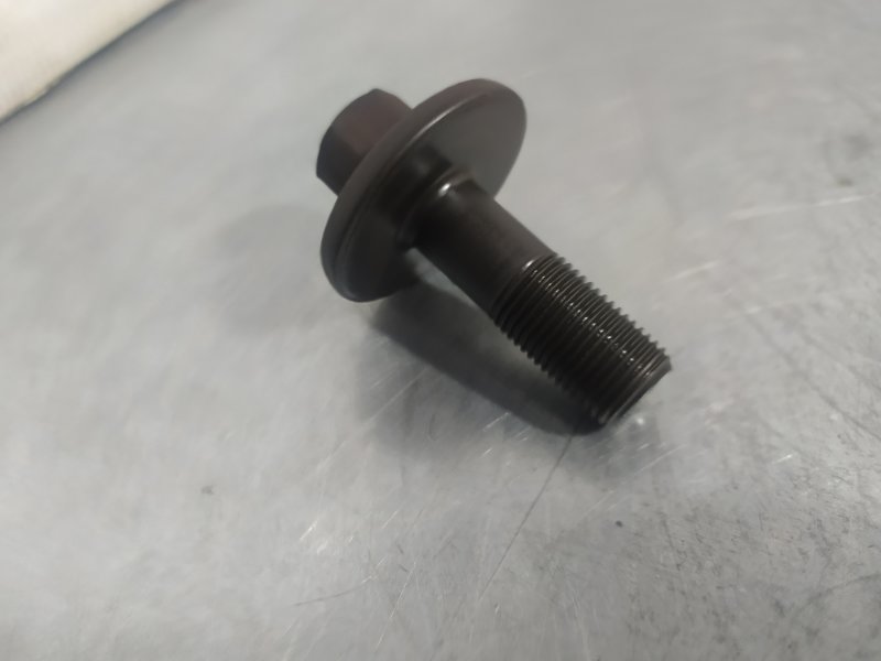 Болт шкива X-TRAIL 2005 NT31 MR20DE