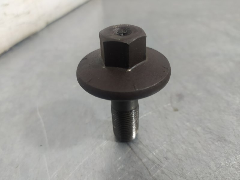 Болт шкива NISSAN X-TRAIL NT31 MR20DE