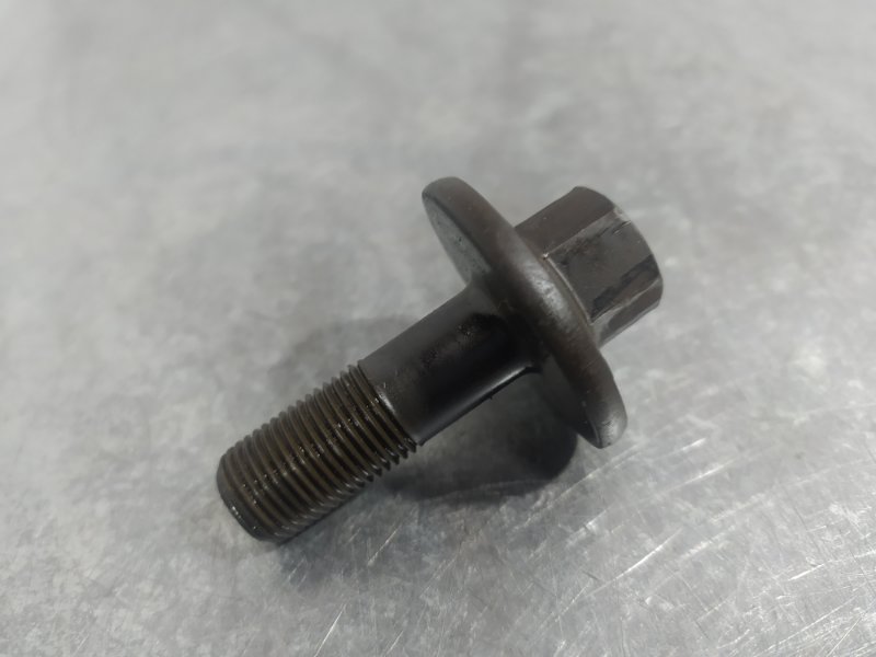 Болт шкива X-TRAIL 2005 NT31 MR20DE