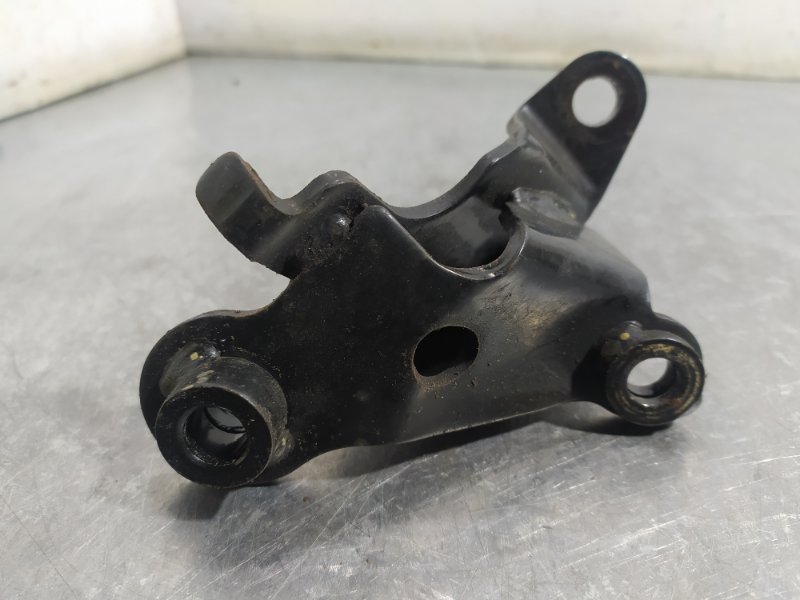 Запчасть кронштейн акпп NISSAN SERENA 2004 TC24 QR20DE контрактная Кронштейн АКПП NISSAN SERENA 2004 TC24 QR20DE контрактная