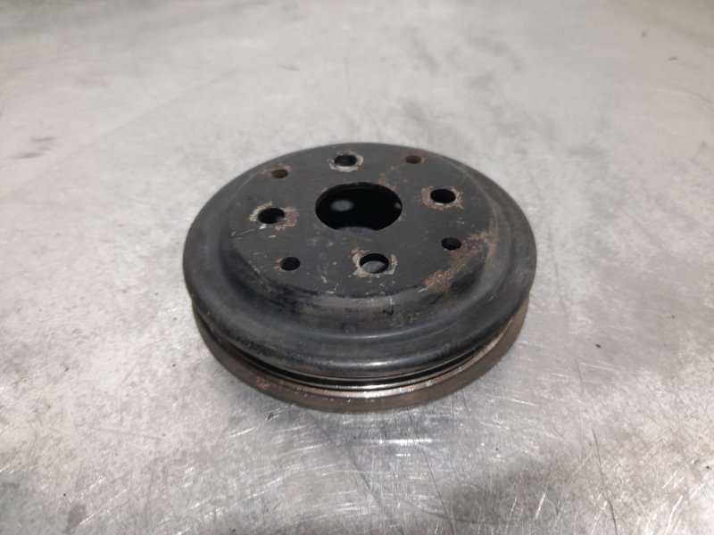 Шкив помпы NISSAN BLUEBIRD SYLPHY QG10 QG15DE