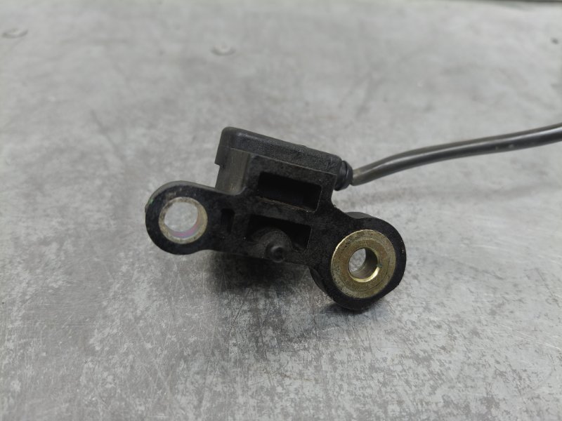 Датчик положения коленвала MAZDA PREMACY CP8W FP-DE