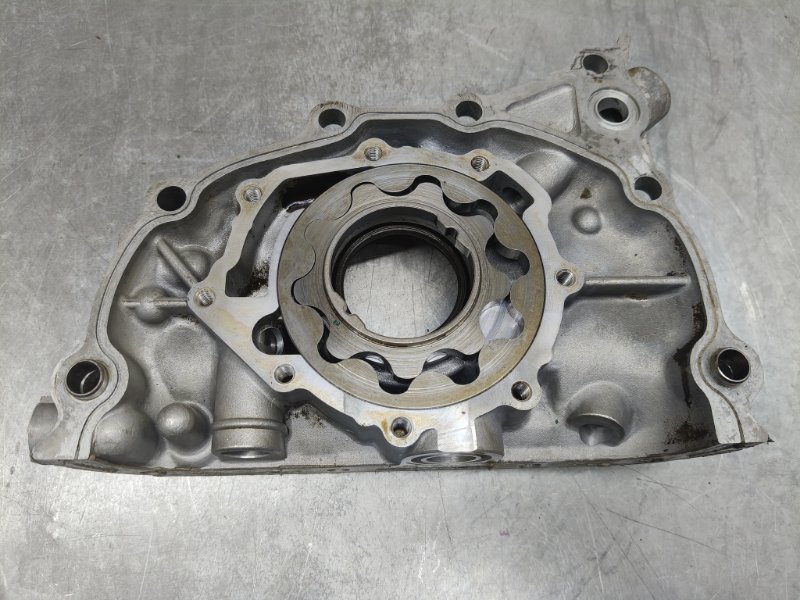 Насос маслянный PREMACY 2004 CP8W FP-DE