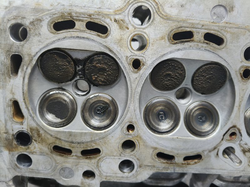 Головка блока цилиндров PREMACY 2004 CP8W FP-DE