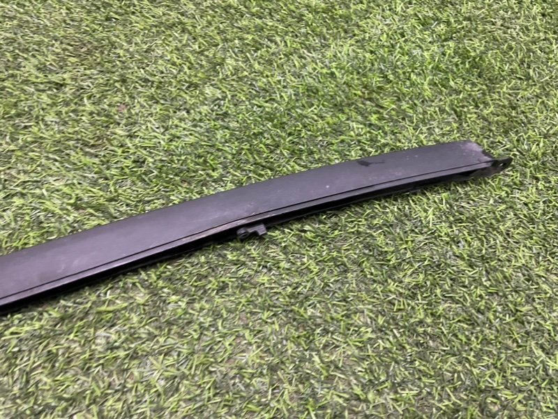 Накладка бампера передняя Vesta