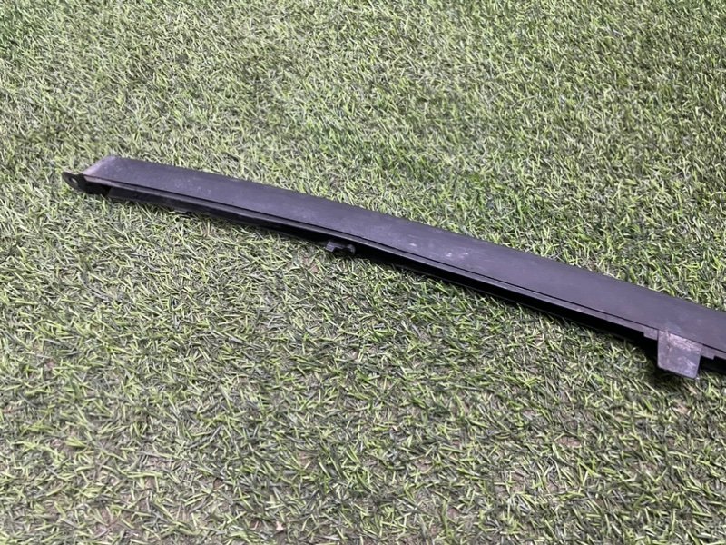 Накладка бампера передняя Vesta