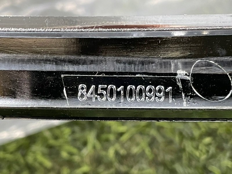 Молдинг бампера передний левый Granta FL