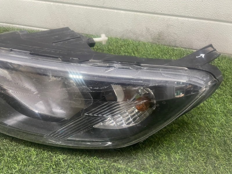 Фара передняя левая Granta FL Фара передняя левая Granta FL