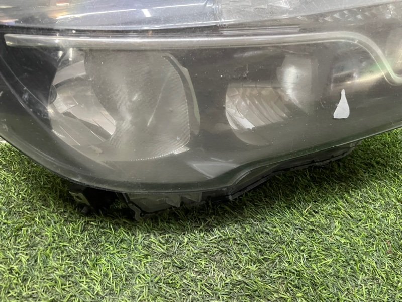 Фара правая Vesta Фара правая Vesta