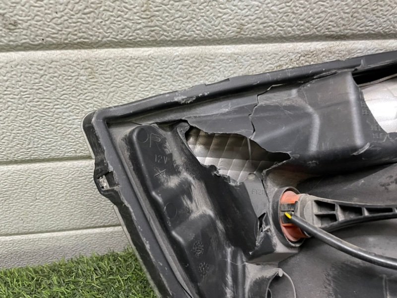 Фара правая Vesta Фара правая Vesta