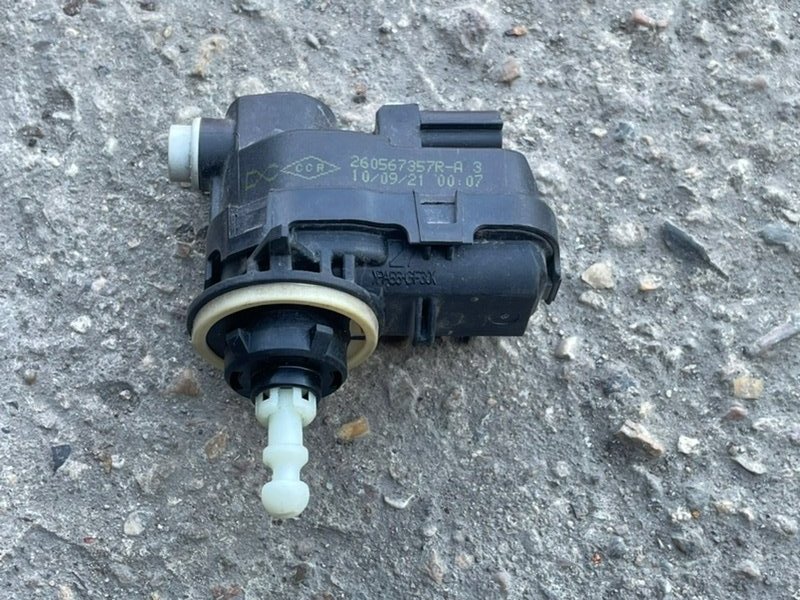 Корректор фары передний правый Vesta