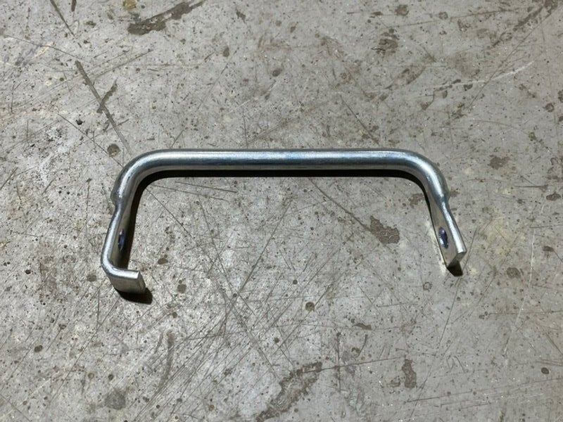 Скоба крепежная BMW X5M 2021 F95 72117161656 Б/У