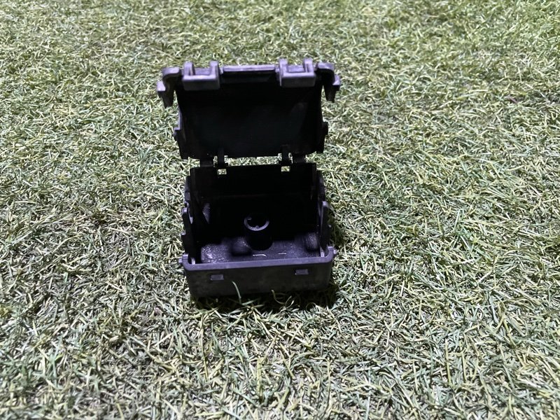 Кронштейн проводки BMW 3-Series 2018 F30 B48 61139249146 Б/У