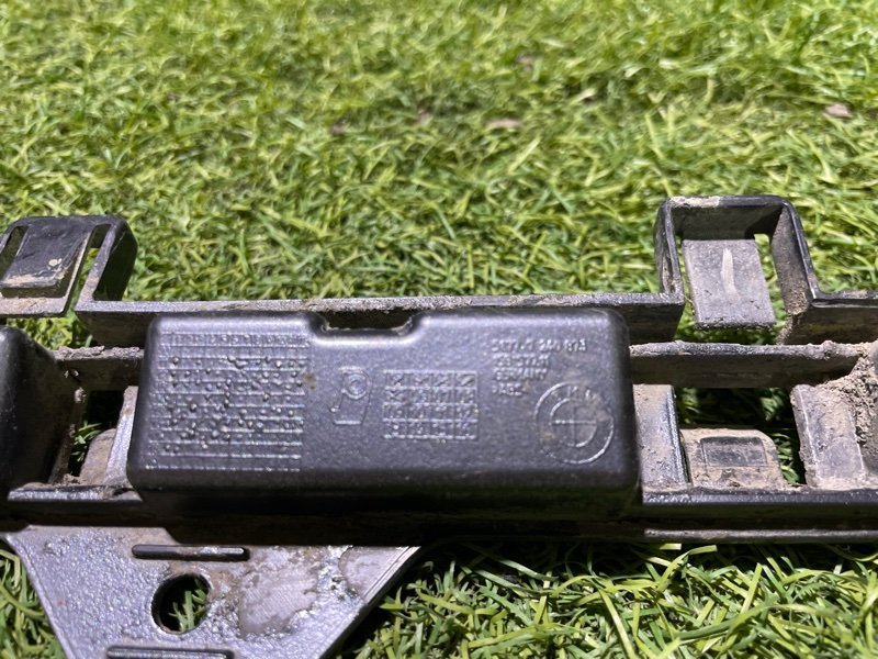 Кронштейн передний левый 3-Series 2018 F30 B48