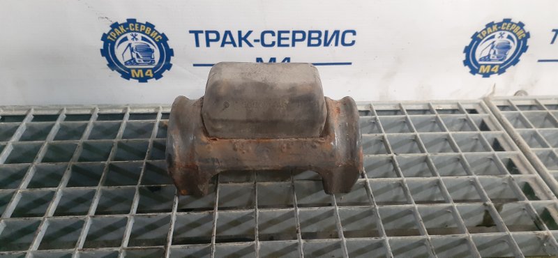 Подушка Renault Magnum (б/у) Подушка Renault Magnum (б/у)