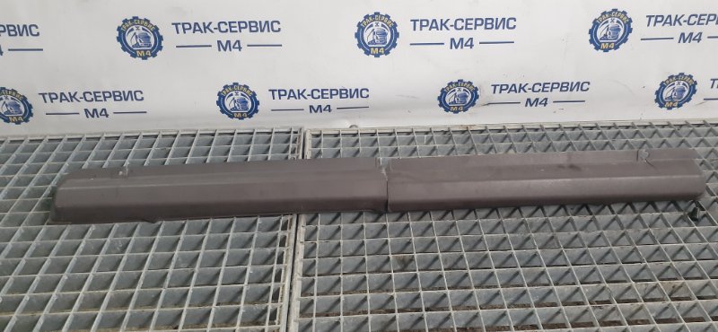 Шторка Renault Magnum (б/у) Шторка Renault Magnum (б/у)