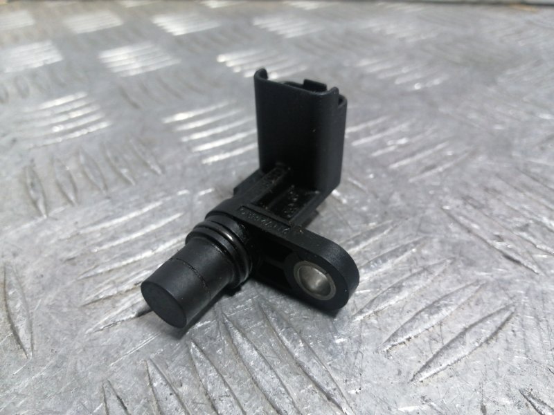 Датчик положения распредвала MINI HATCH R56 N12B14 13627588095 контрактная
