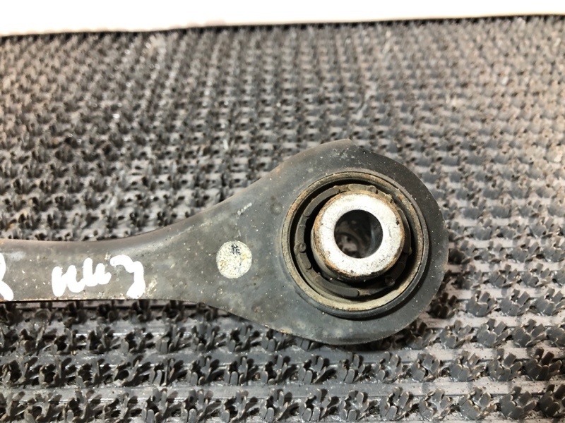 Рычаг подвески задний правый VOLKSWAGEN TOURAN 1T3 CAVC