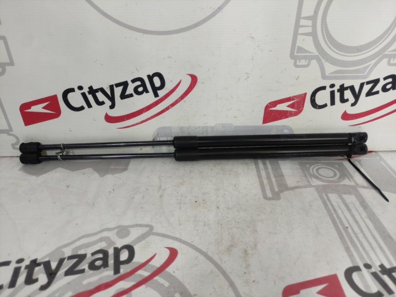 Амортизатор багажника VOLKSWAGEN GOLF 2008-2013 AJ5 CBZB 1K9827550A контрактная