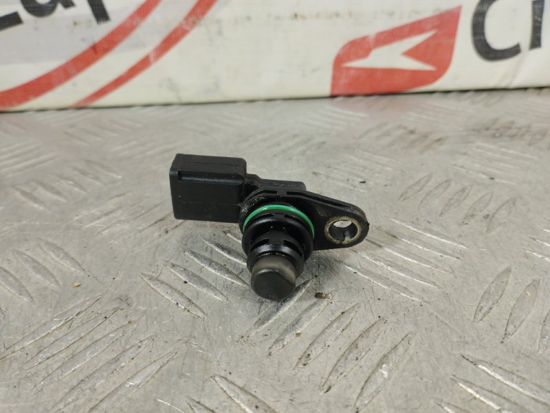Датчик положения распредвала VOLKSWAGEN PASSAT 2011-2015 B7 CAXA 030907601 контрактная