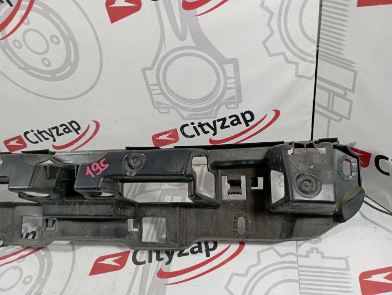 Крепление бампера заднее C3 2014 A51 EB2F Крепление бампера заднее C3 2014 A51 EB2F