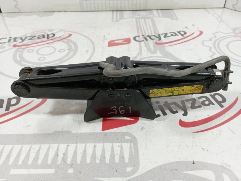 Запчасть домкрат CITROEN C3 2014 A51 EB2F 9656868180 контрактная Домкрат CITROEN C3 2014 A51 EB2F 9656868180 контрактная