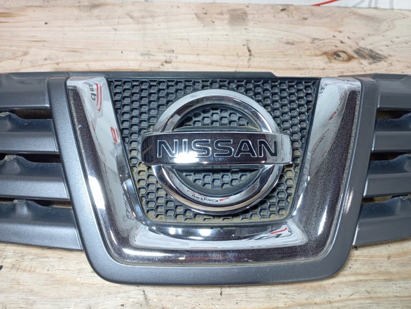 Решетка радиатора DUALIS 2007 J10 MR20DE Решетка радиатора DUALIS 2007 J10 MR20DE