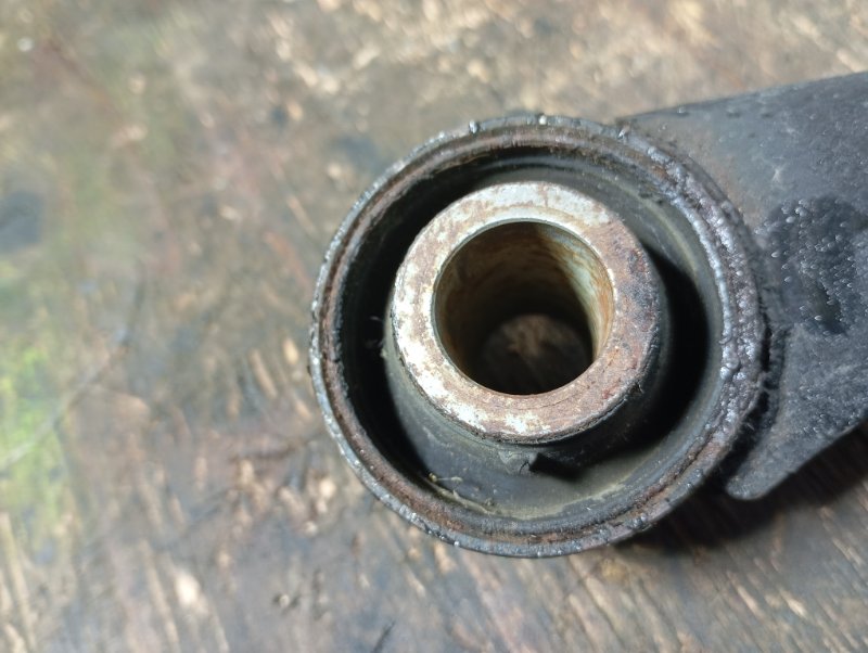 Тяга продольная задняя правая SUBARU FORESTER SH5 EJ204 Тяга продольная задняя правая SUBARU FORESTER SH5 EJ204