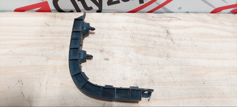 Клипса бампера передняя левая STEPWGN 2002 RF3 K20A