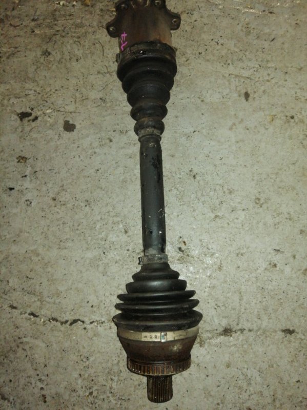 Привод Audi A4 8E2 AMB 2003 перед. (б/у)
