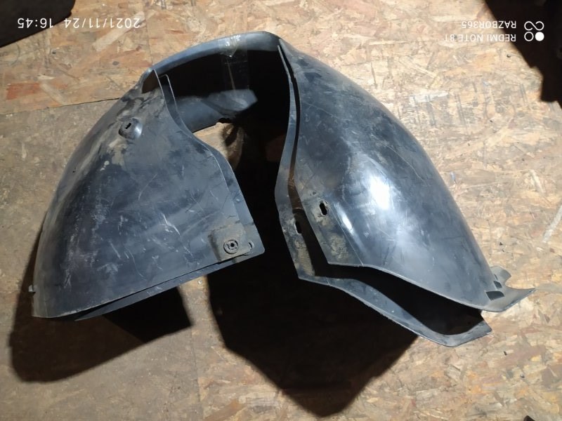 Подкрылок Volkswagen Jetta 1K2 CAV 2008 перед. прав. (б/у)