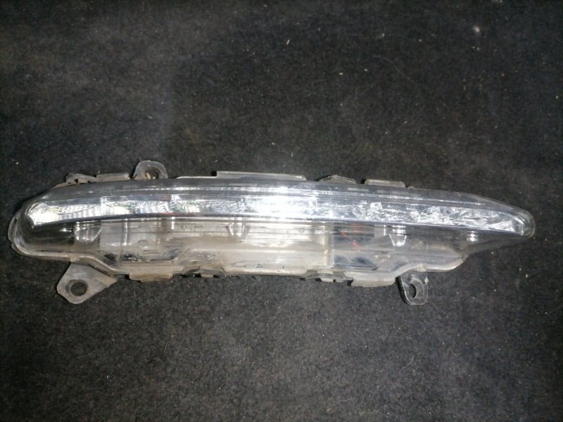 Дневной ходовой огонь Mercedes S W221 2010 прав. (б/у)