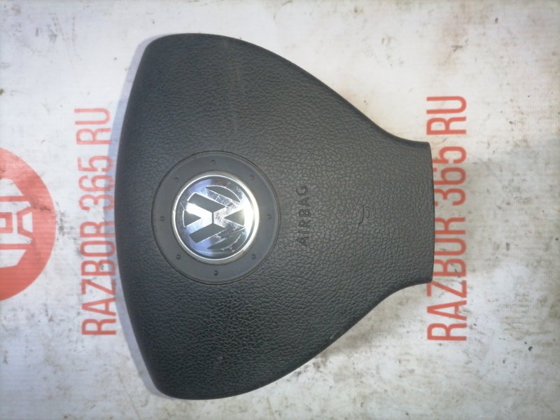 Заглушка аэрбега Volkswagen Golf 5 1K2 BVY 2006 (б/у)