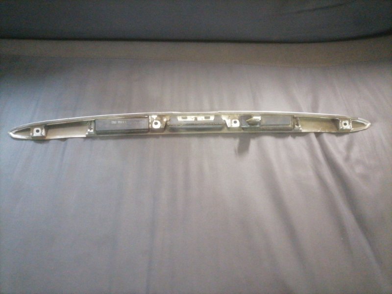 Кнопка крышки багажника BMW X5 E53 M54B30 2005 (б/у)